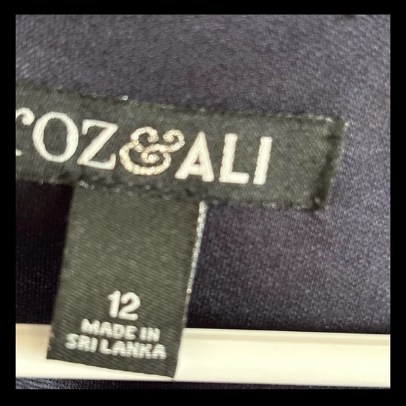 Roz and Ali blue dress with white flower pattern. So cute and comfortable. - Picture 6 of 6